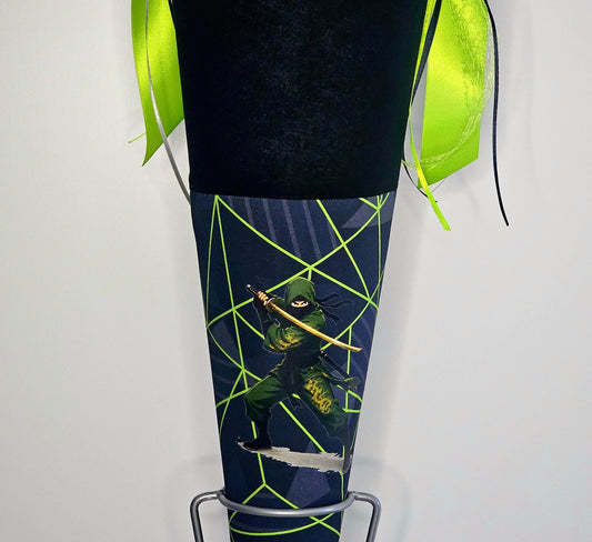 SCHULTÜTE "NINJA" nachtleuchtend personalisiert Set Manschette doppellagig  "Ninja Kimo" "Ninja Yuma" von Step by Step 70 cm Einschulung